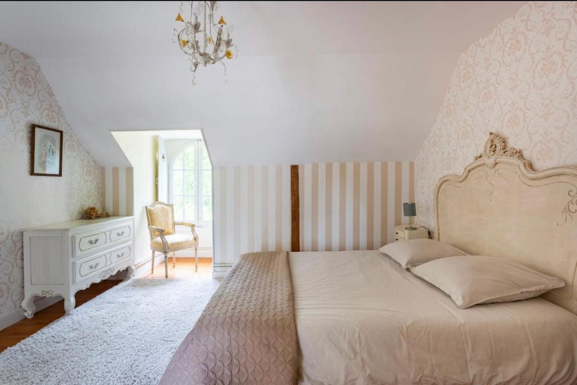 Bed and Breakfast Parc De Lesseps Meunet-Planches Zewnętrze zdjęcie